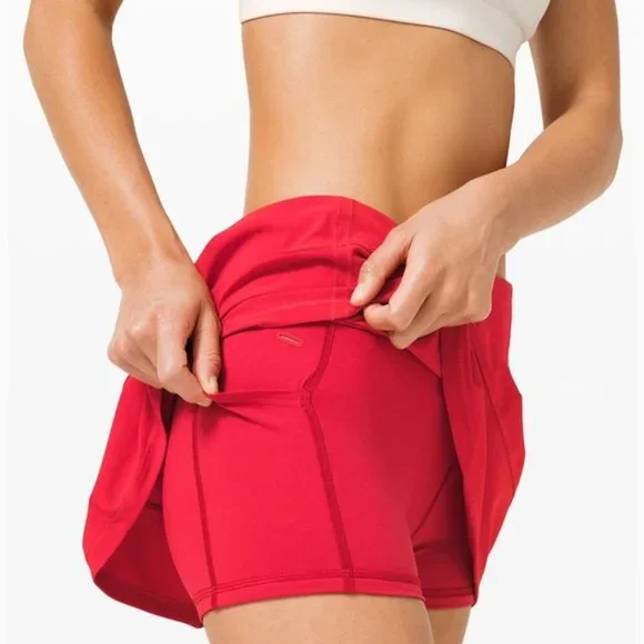 SOLD Lululemon Pace Rival Skirt  4-way Stretch red lipstick  sz 8 - Picture 3 of 8